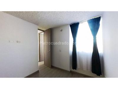 Apartamento en venta en Castilla, Bogotá · foto 11 de 17