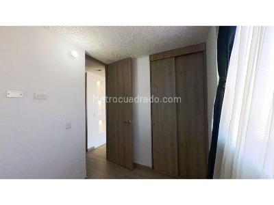 Apartamento en venta en Castilla, Bogotá · foto 9 de 17