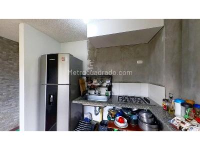Apartamento de 3 alcobas en venta en Colsubsidio Maipore, Soacha, 47 m² · foto 2 de 20