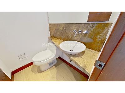 Apartamento de 1 alcoba en venta en Chico, Bogotá, 59 m² · foto 3 de 10
