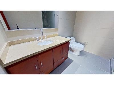 Apartamento de 1 alcoba en venta en Chico, Bogotá, 59 m² · foto 8 de 10