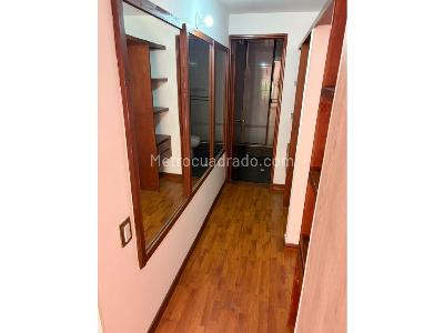 Apartamento de 3 alcobas en arriendo en Santa Paula, Bogotá, 120 m² · foto 4 de 9