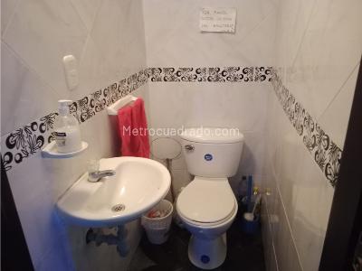 Casa de 5 alcobas en venta en La Francia, Bogotá, 380 m² · foto 18 de 20