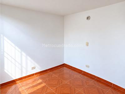 Apartamento de 2 alcobas en arriendo en Sabana Grande, Bogotá, 40 m² · foto 7 de 10
