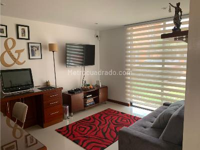 Casa de 4 alcobas en venta en Hacienda La Luna, Chía, 329 m² · foto 4 de 20