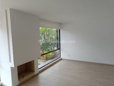 Casa en venta en Avalon Hills, Chía · foto 3 de 20