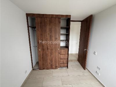 Apartamento de 2 alcobas en venta en Valverde Olivo, Chía, 49 m² · foto 8 de 14