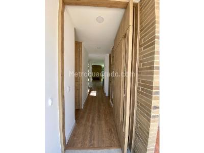 Casa de 4 alcobas en venta en Condominio Bosques De Fontana, Chía, 153 m² · foto 2 de 17