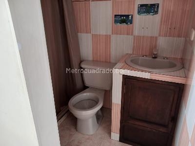 Casa de 3 alcobas en venta en Lagos De Uribe, Pereira, 80 m² · foto 3 de 15