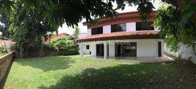 Casa de 4 alcobas en venta en Altos De Ciudad Jardin, Cali, 477 m² · foto 5 de 17