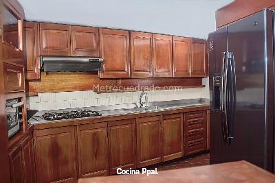 Casa de 3 alcobas en venta en Bellavista, Cali, 275 m² · foto 2 de 13