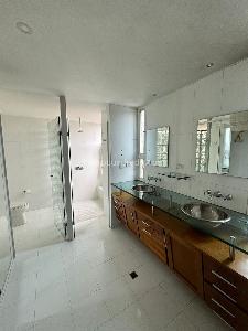 Apartamento de 3 alcobas en venta en Santa Teresita, Cali, 235 m² · foto 6 de 9