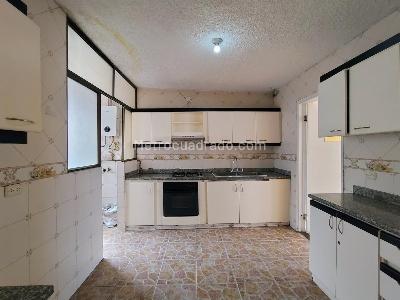 Apartamento de 3 alcobas en arriendo en Las Nieves, Bogotá, 13 m² · foto 9 de 20