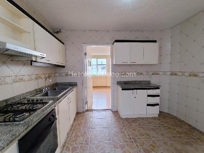 Apartamento de 3 alcobas en arriendo en Las Nieves, Bogotá, 13 m² · foto 10 de 20