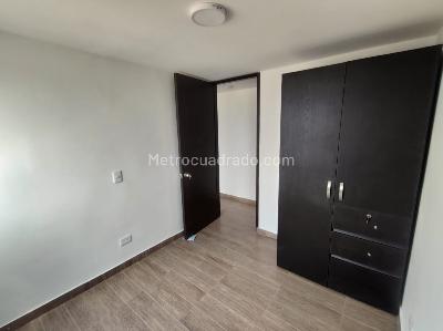 Apartamento de 3 alcobas en arriendo en Puente Grande, Bogotá, 41 m² · foto 13 de 20