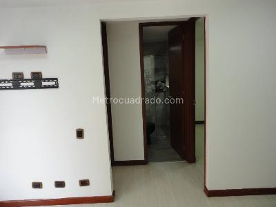 Apartamento de 2 alcobas en arriendo en Pinar De Suba, Bogotá, 45 m² · foto 3 de 20