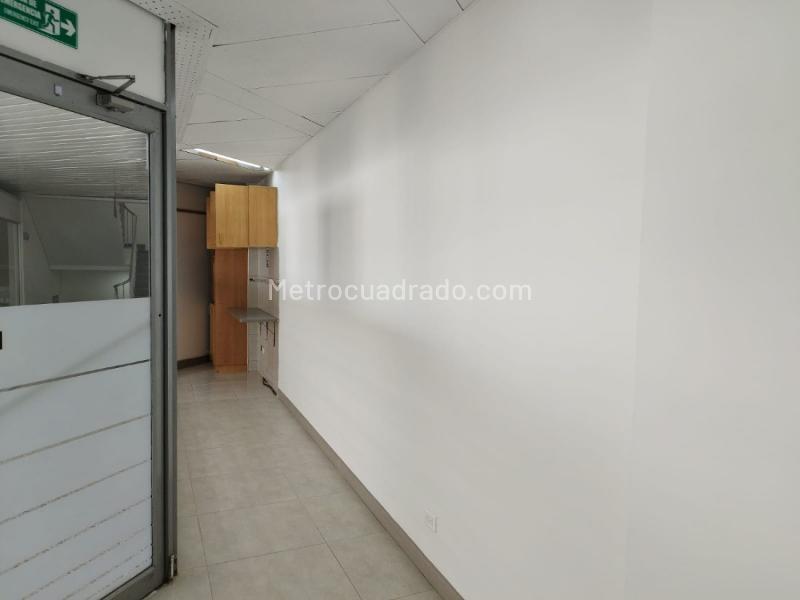 Local Comercial en Arriendo, Chapinero Central, Bogotá D.C. - Więcej