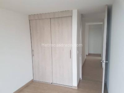 Apartamento de 3 alcobas en venta en Buenos Aires Sociego, Bogotá, 79 m² · foto 10 de 20