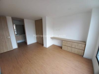 Apartamento en venta en Bella Suiza, Bogotá · foto 3 de 13