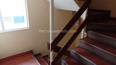 Apartamento de 3 alcobas en venta en Santa Helena De Baviera Iv Sector, Bogotá, 64 m² · foto 3 de 20