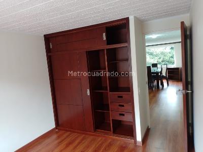 Apartamento de 3 alcobas en venta en Santa Helena De Baviera Iv Sector, Bogotá, 64 m² · foto 11 de 20