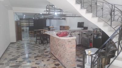 Casa de 5 alcobas en venta en Quinta Paredes, Bogotá, 379 m² · foto 5 de 6