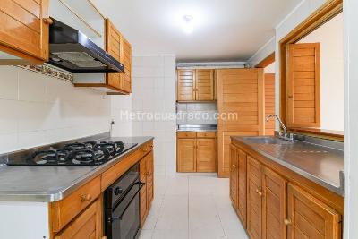 Apartamento de 3 alcobas en arriendo en Ciudad Salitre, Bogotá, 98 m² · foto 8 de 20