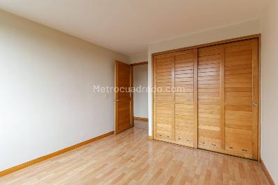 Apartamento de 3 alcobas en arriendo en Ciudad Salitre, Bogotá, 98 m² · foto 13 de 20