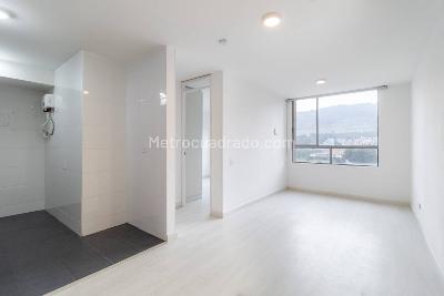 Apartamento de 1 alcoba en venta en La Granja Norte, Bogotá, 31 m² · foto 2 de 20
