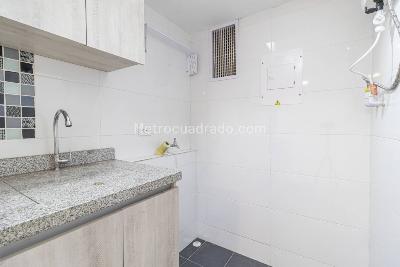 Apartamento de 1 alcoba en venta en La Granja Norte, Bogotá, 31 m² · foto 7 de 20