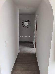 Apartamento en venta en Mirandela, Bogotá · foto 6 de 18