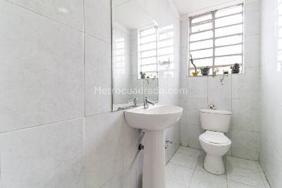 Casa de 5 alcobas en venta en Santa Monica, Bogotá, 241 m² · foto 6 de 20
