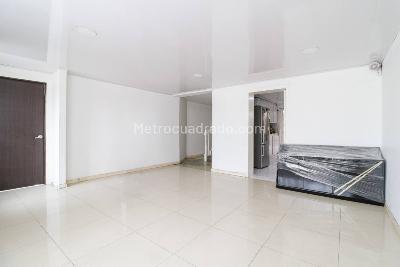 Casa de 5 alcobas en venta en Santa Monica, Bogotá, 241 m² · foto 7 de 20