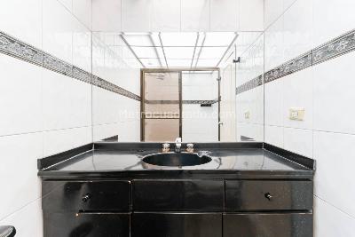Casa de 5 alcobas en venta en Santa Monica, Bogotá, 241 m² · foto 17 de 20