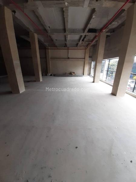 Local Comercial en Arriendo, Restrepo, Bogotá D.C. - Más