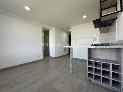 Apartamento de 2 alcobas en arriendo en Fontibon, Bogotá, 33 m² · foto 2 de 20
