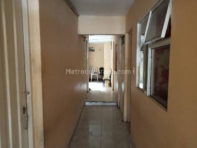 Casa de 5 alcobas en venta en La Laguna, Bogotá, 114 m² · foto 3 de 18