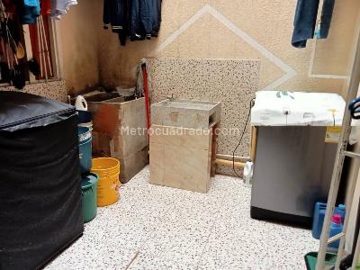 Casa de 5 alcobas en venta en La Laguna, Bogotá, 114 m² · foto 5 de 18