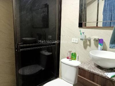 Casa de 5 alcobas en venta en La Laguna, Bogotá, 114 m² · foto 9 de 18
