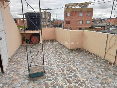 Casa de 5 alcobas en venta en La Laguna, Bogotá, 114 m² · foto 18 de 18