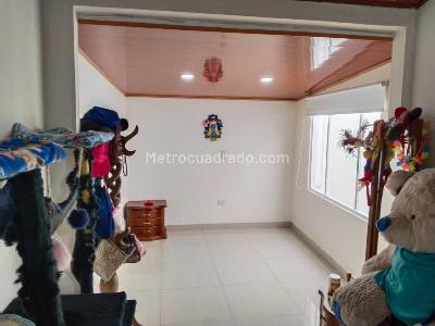 Casa en venta en Villas De Granada, Bogotá · foto 14 de 17