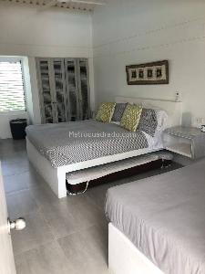 Casa de 5 alcobas en venta en Puerto Peñalisa, Girardot, 370 m² · foto 13 de 20