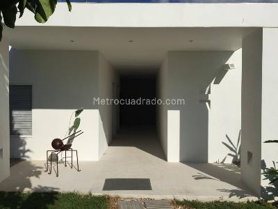 Casa de 5 alcobas en venta en Puerto Peñalisa, Girardot, 370 m² · foto 17 de 20