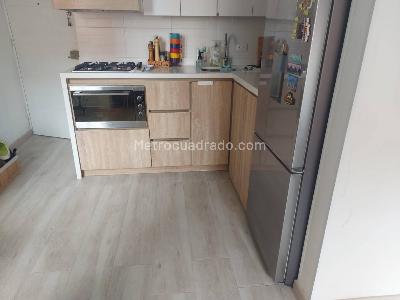 Apartamento en venta en Castilla La Nueva, Bogotá · foto 2 de 18