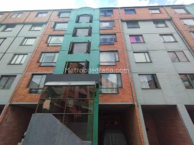 Apartamento de 3 alcobas en arriendo en Fontibon Centenario, Bogotá, 50 m² · foto 2 de 20