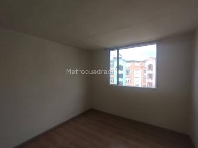 Apartamento de 3 alcobas en arriendo en Fontibon Centenario, Bogotá, 50 m² · foto 13 de 20