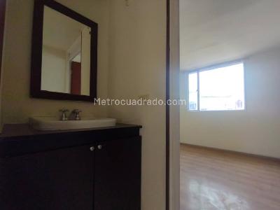 Apartamento de 3 alcobas en arriendo en Fontibon Centenario, Bogotá, 50 m² · foto 18 de 20