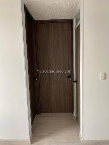 Apartamento de 2 alcobas en venta en Ciudad Kennedy, Bogotá, 37 m² · foto 8 de 20