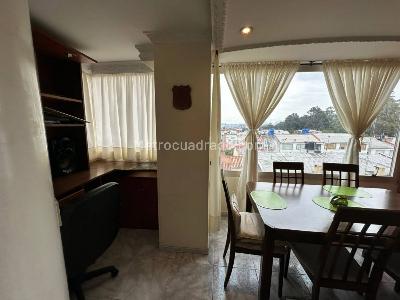 Apartamento de 3 alcobas en venta en Cedro Salazar, Bogotá, 74 m² · foto 5 de 20