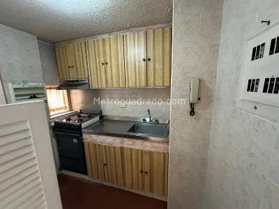 Apartamento de 3 alcobas en venta en Cedro Salazar, Bogotá, 74 m² · foto 6 de 20
